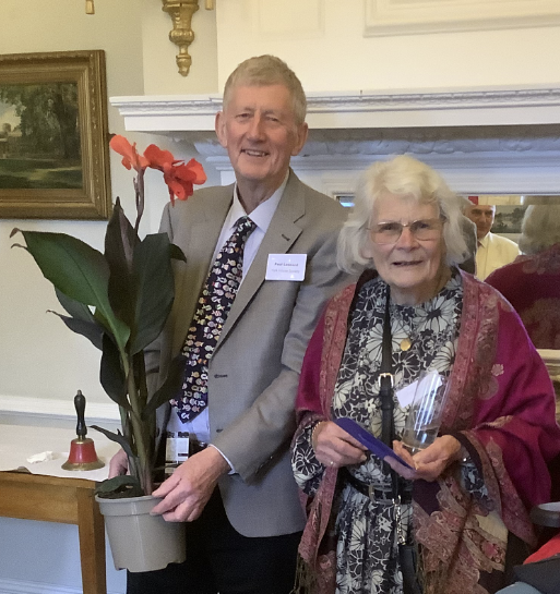 Joy Lee recognised for her outstanding contributions to the York House Society and her garden walks