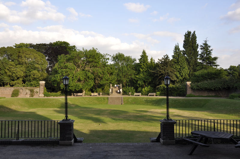 The Sunken Garden at York House